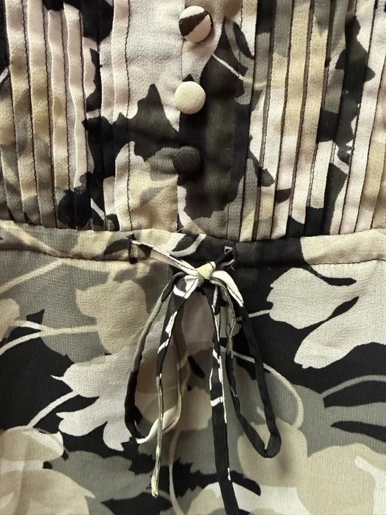 Banana Republic Floral Blouse Small Sheer Pleated Button Boho Tie Waist Top - Picture 4 of 11